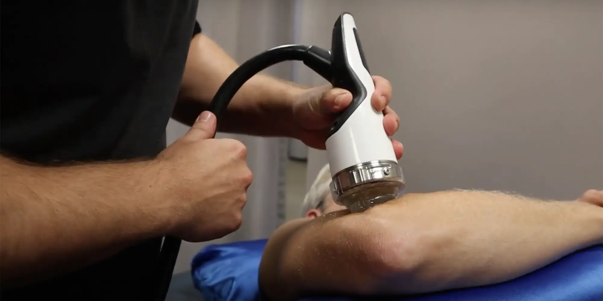 Shockwave Therapy Towson MD Jeff Kalkstein With Patient